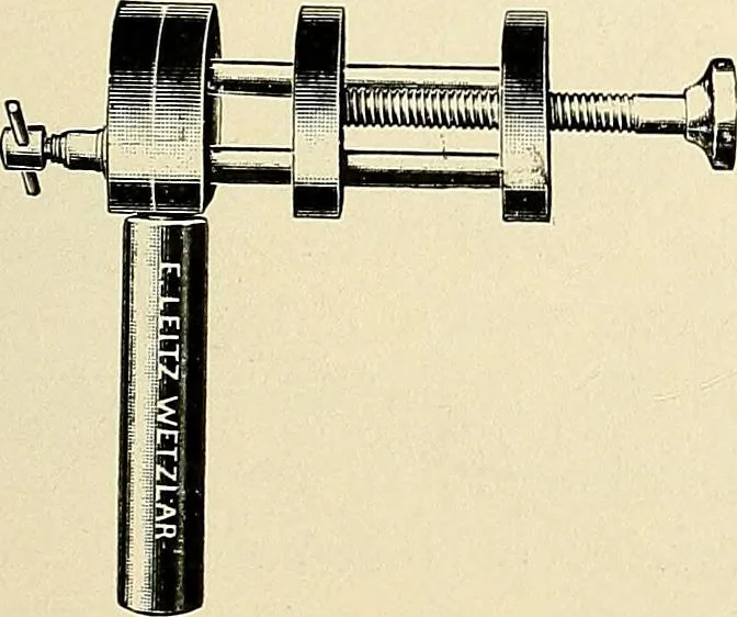 An illustration from Microscopes and accessory apparatus, 1899, leaf 88