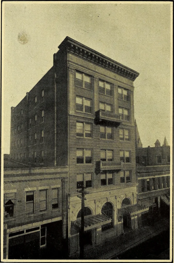 An illustration from Milestones along the color line : a souvenir of Durham, N.C., showing the progress of a race, 1922, leaf 21