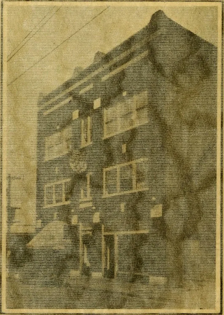 An illustration from Milestones along the color line : a souvenir of Durham, N.C., showing the progress of a race, 1922, leaf 39