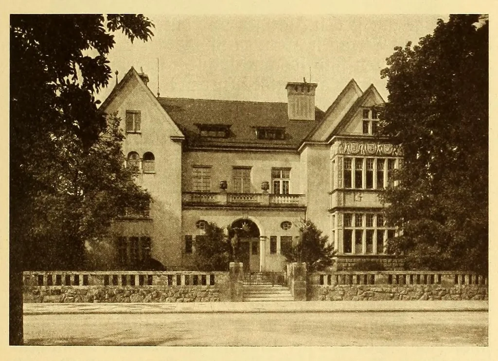 An illustration from München und seine Bauten, 1912, leaf 467