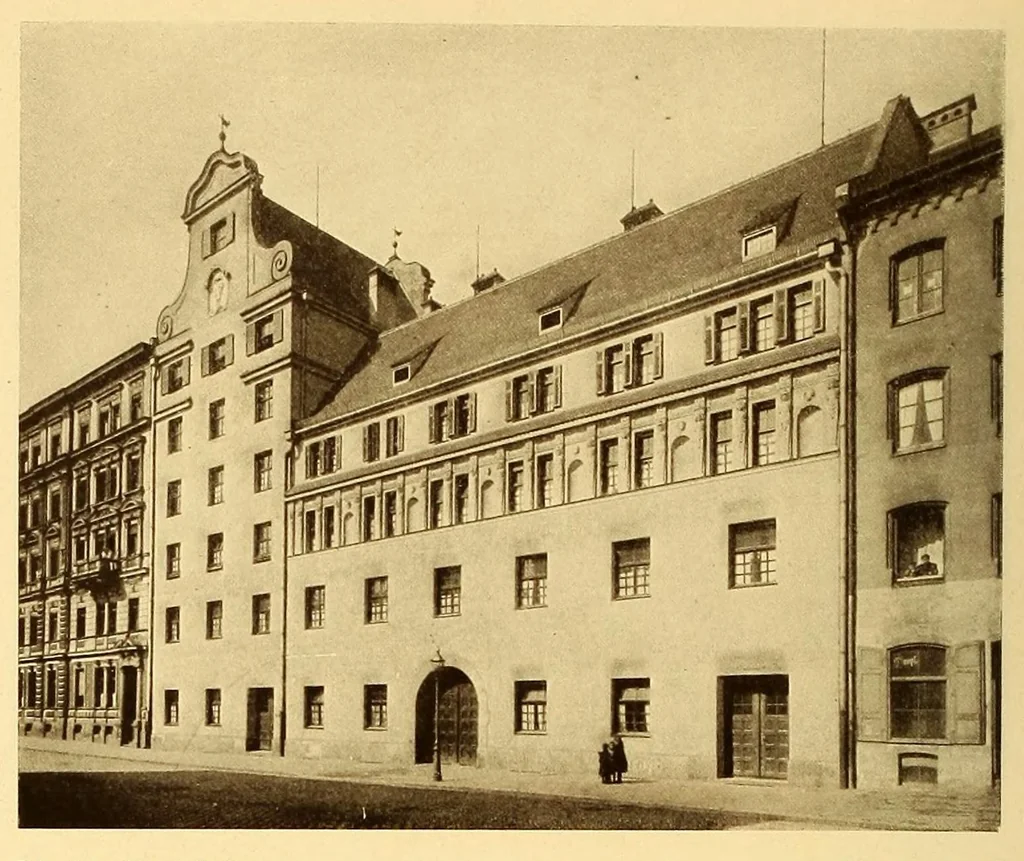 An illustration from München und seine Bauten, 1912, leaf 718