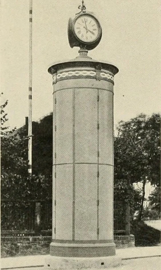 An illustration from Modern city planning and maintenance, 1914, leaf 119