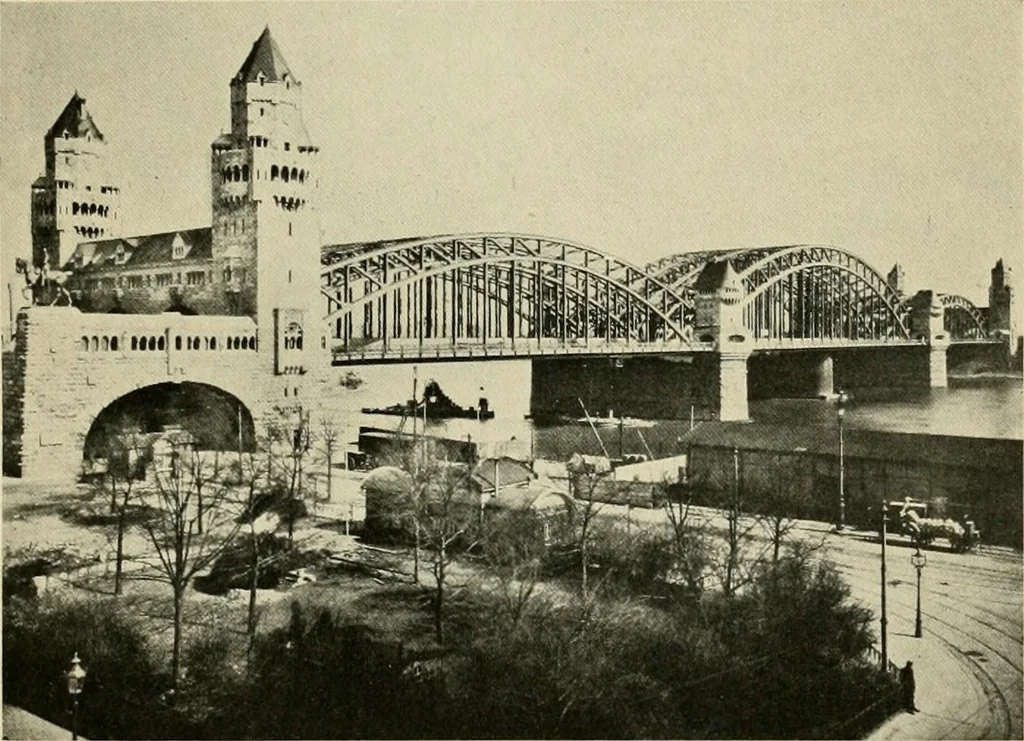 An illustration from Modern city planning and maintenance, 1914, leaf 158