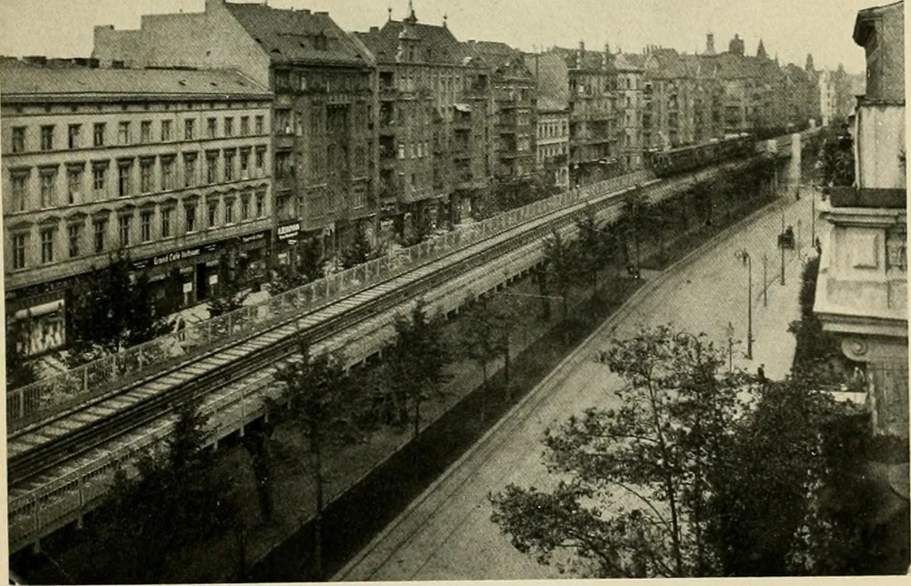 An illustration from Modern city planning and maintenance, 1914, leaf 176