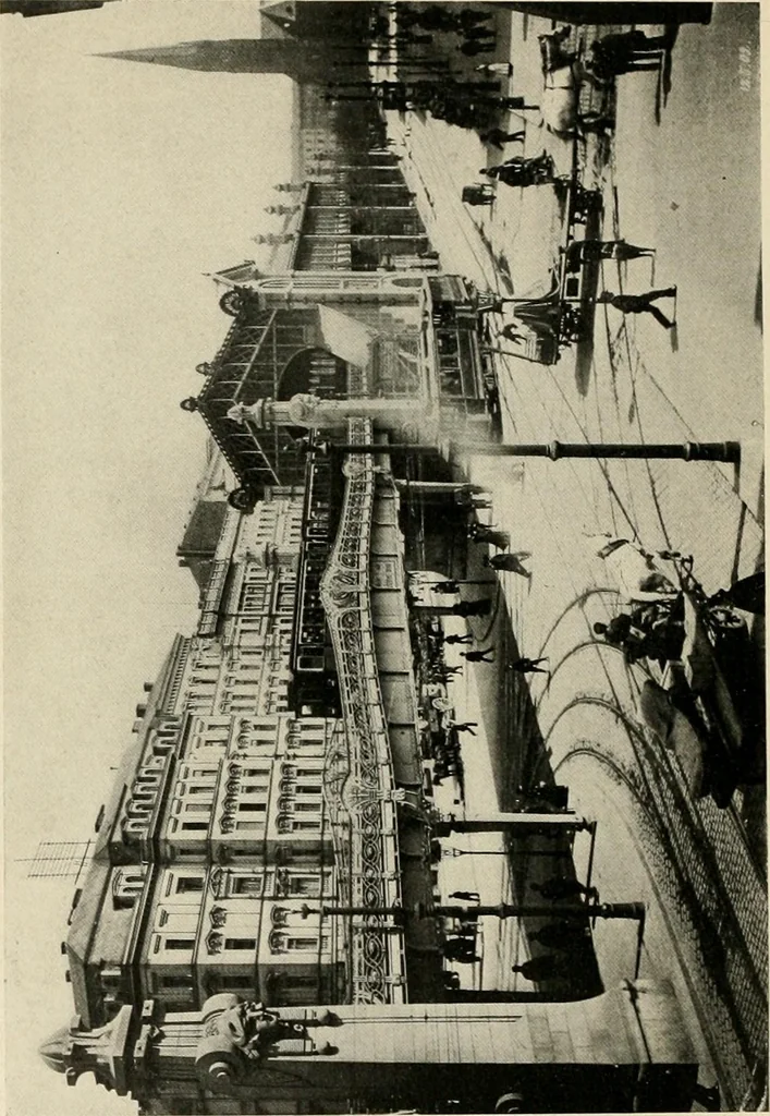 An illustration from Modern city planning and maintenance, 1914, leaf 177