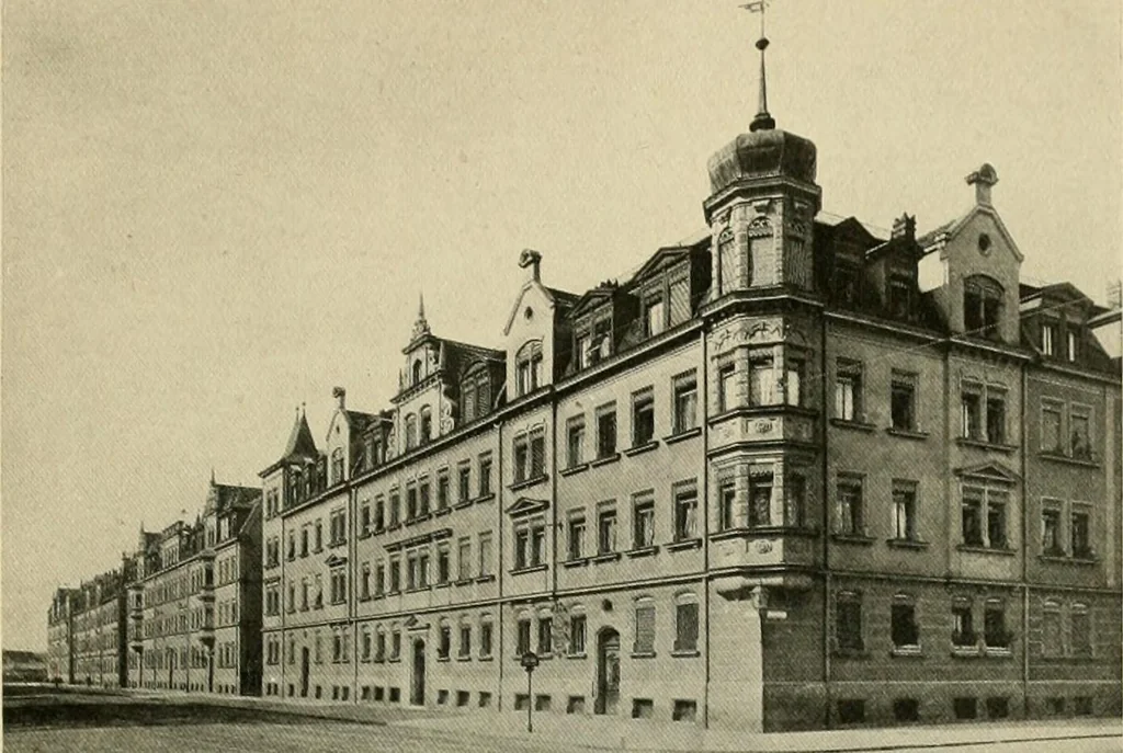 An illustration from Modern city planning and maintenance, 1914, leaf 256