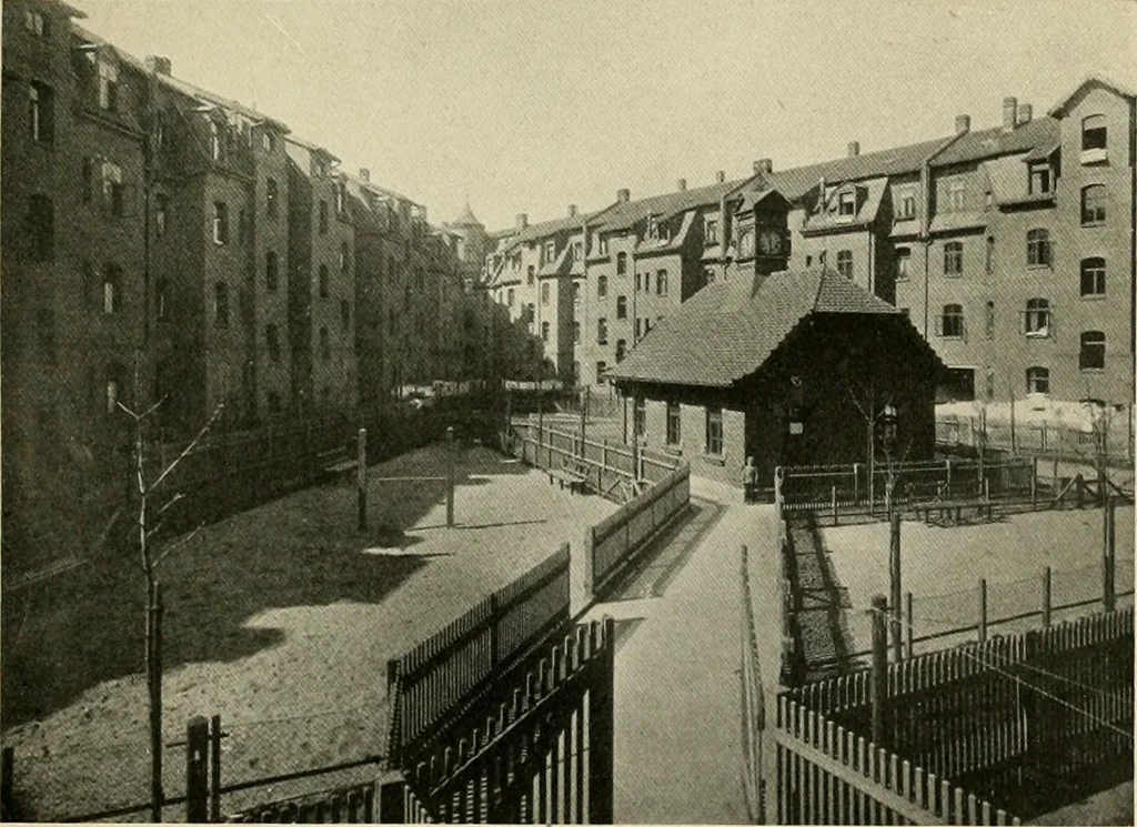 An illustration from Modern city planning and maintenance, 1914, leaf 256