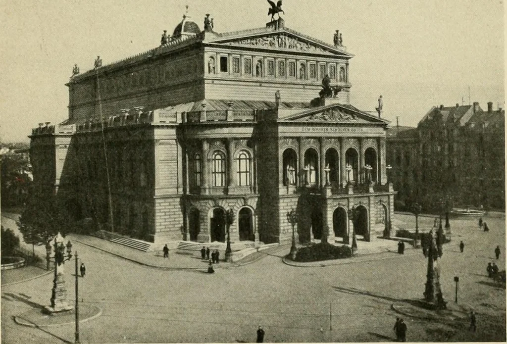 An illustration from Modern city planning and maintenance, 1914, leaf 292