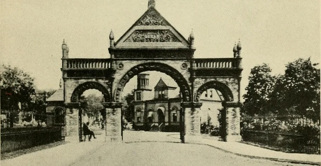 An illustration from Modern city planning and maintenance, 1914, leaf 302