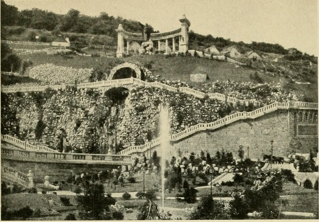 An illustration from Modern city planning and maintenance, 1914, leaf 438