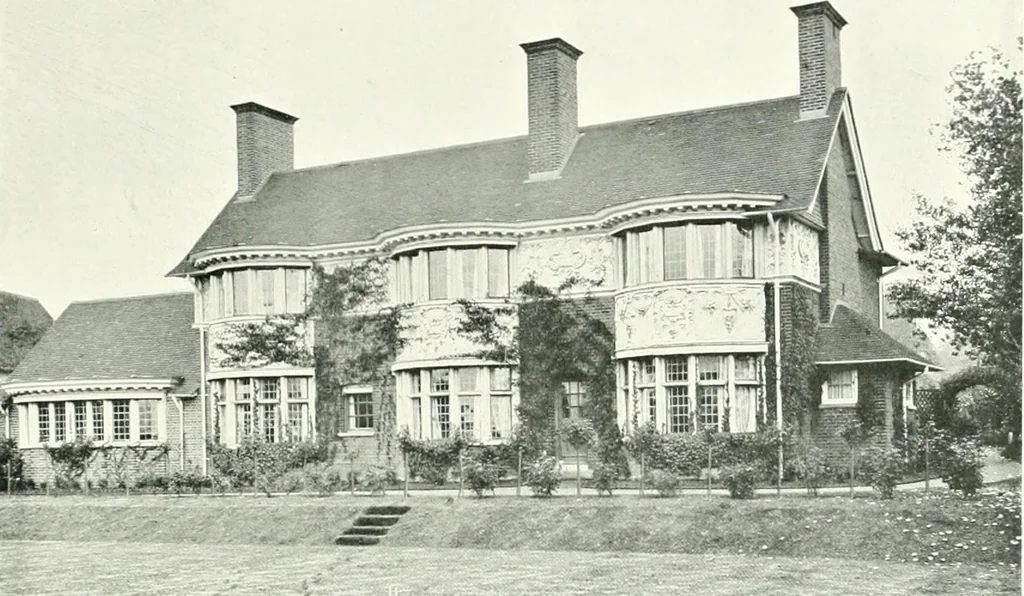 An illustration from The modern home : a book of British domestic architectvre for moderate incomes; a companion volvme to "The British home of to-day", 1906, leaf 114