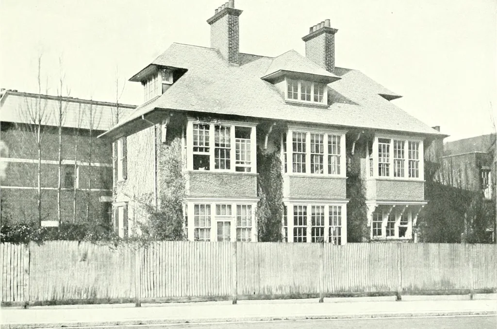 An illustration from The modern home : a book of British domestic architectvre for moderate incomes; a companion volvme to "The British home of to-day", 1906, leaf 114