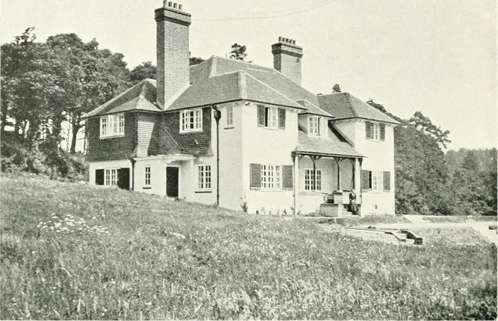 An illustration from The modern home : a book of British domestic architectvre for moderate incomes; a companion volvme to "The British home of to-day", 1906, leaf 117