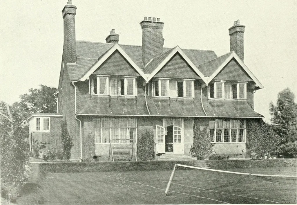 An illustration from The modern home : a book of British domestic architectvre for moderate incomes; a companion volvme to "The British home of to-day", 1906, leaf 117