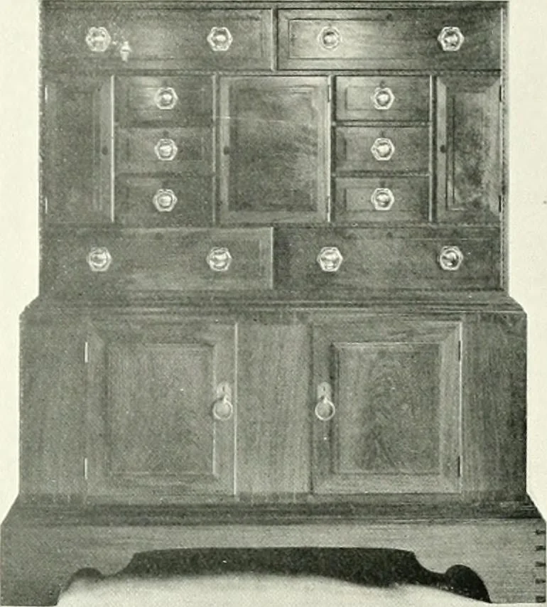 An illustration from The modern home : a book of British domestic architectvre for moderate incomes; a companion volvme to "The British home of to-day", 1906, leaf 193