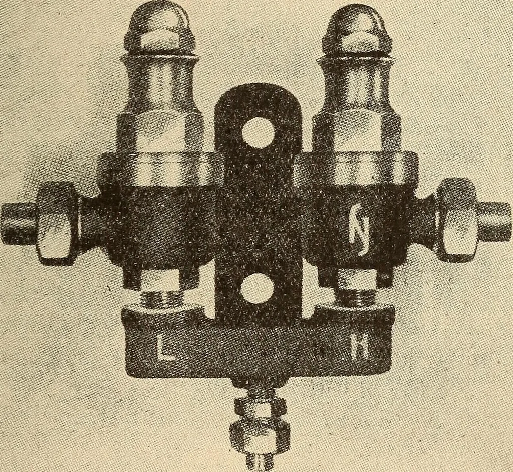 An illustration from Modern locomotive engineering, with questions and answers .., 1913, leaf 674