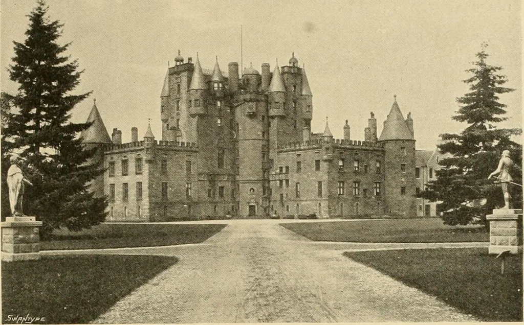 An illustration from More famous homes of Great Britain and their stories, 1902, leaf 124