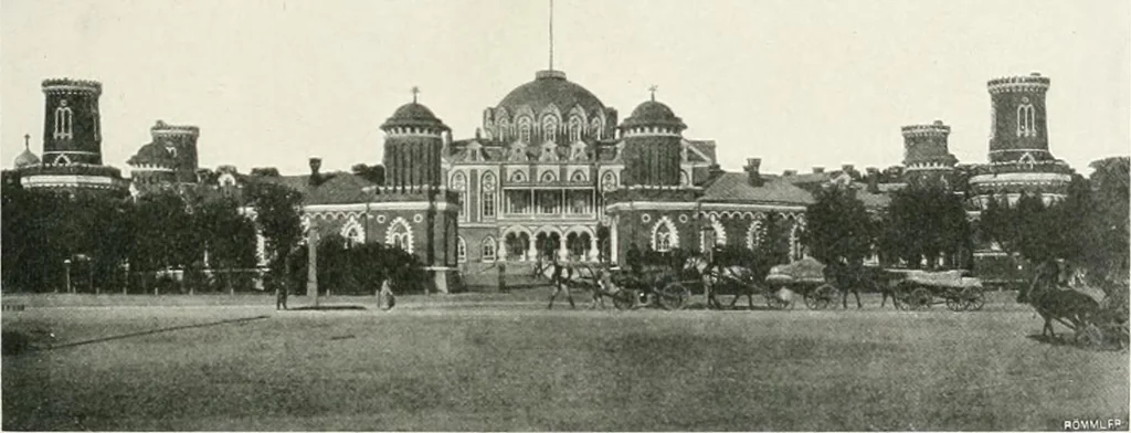 An illustration from Moscou, 1904, leaf 102