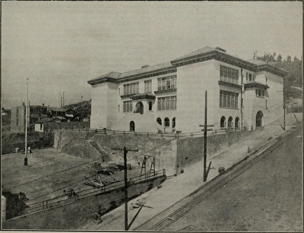 An illustration from Municipal record, 1908, leaf 8