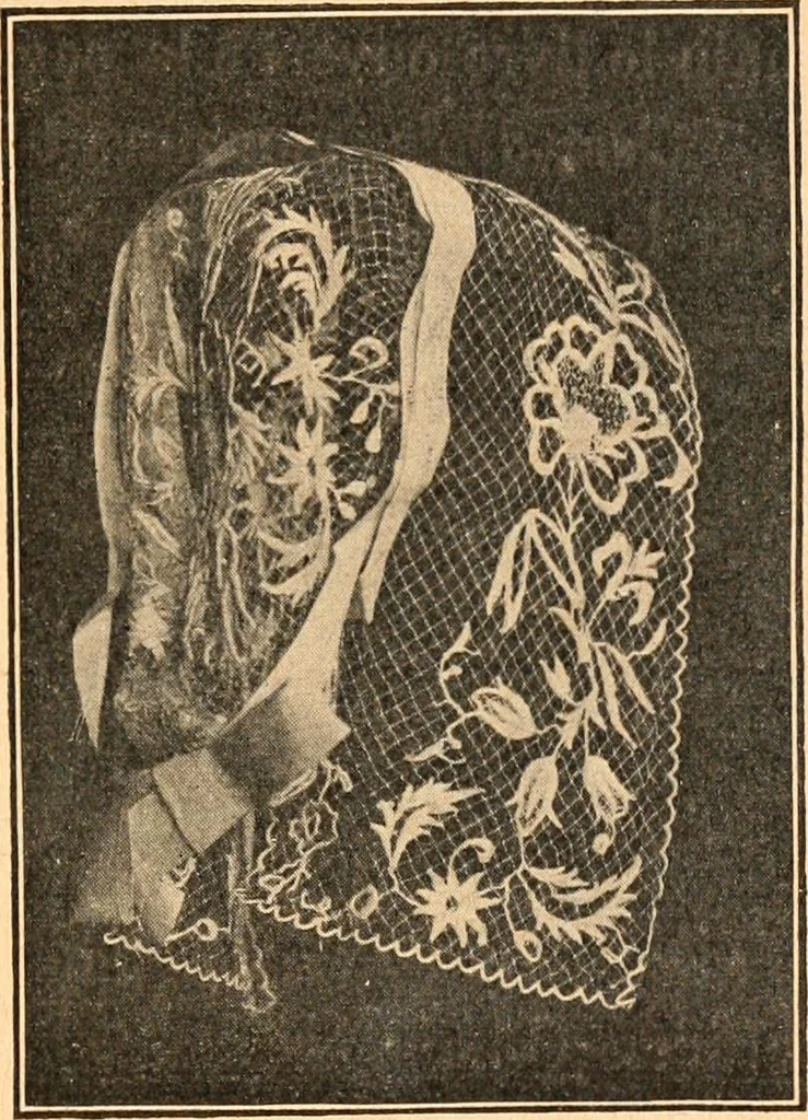 An illustration from Musee De Poupees, 1909, leaf 204