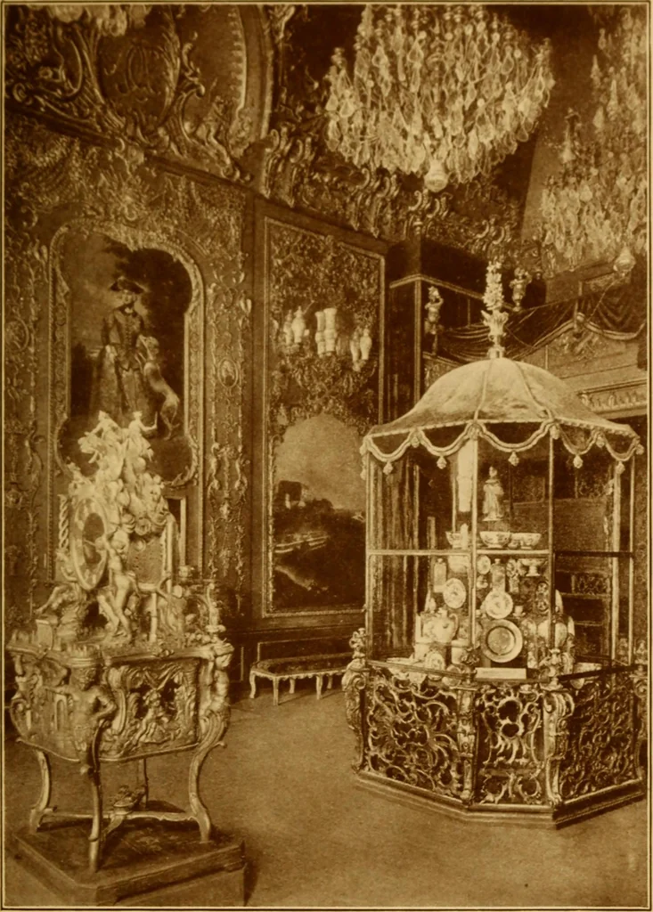 An illustration from The museum, a manual of the housing and care of art collections, by Margaret Talbot Jackson., 1917, leaf 180
