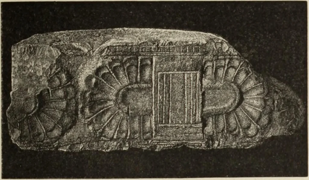 An illustration from Mycen©Œ : a narrative of researches and discoveries at Mycen©Œ and Tiryns, 1878, leaf 182