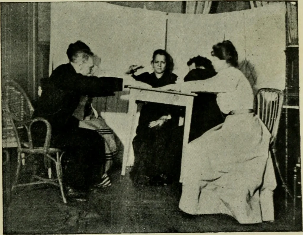 An illustration from Mystrious psychic forces; an account of the author's invesigations in psychical research, together with those of other European savants, 1907, leaf 126