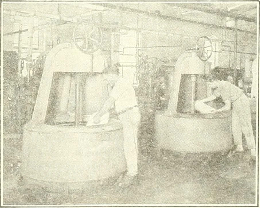An illustration from Canadian textile journal, 1908, leaf 24