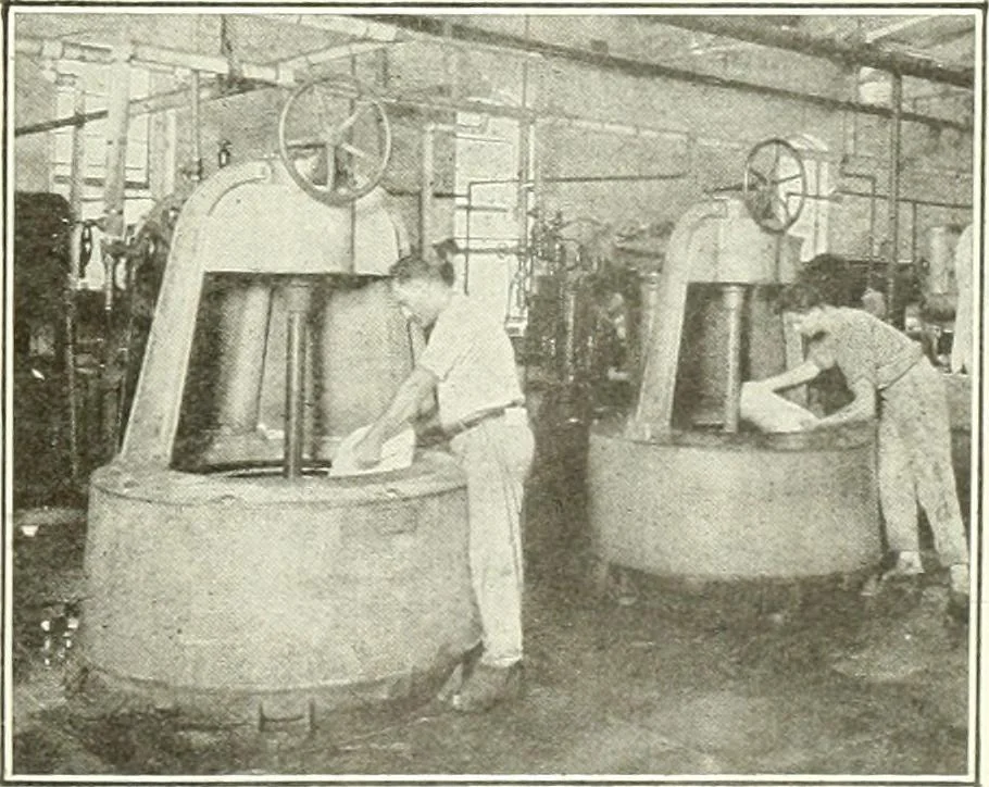 An illustration from Canadian textile journal, 1908, leaf 24
