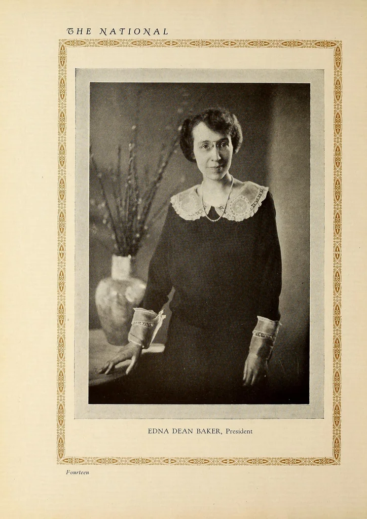 An illustration from The National, 1927, leaf 18