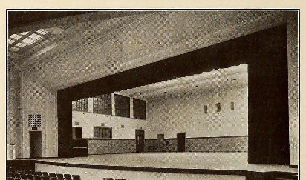 An illustration from The National, 1927, leaf 28