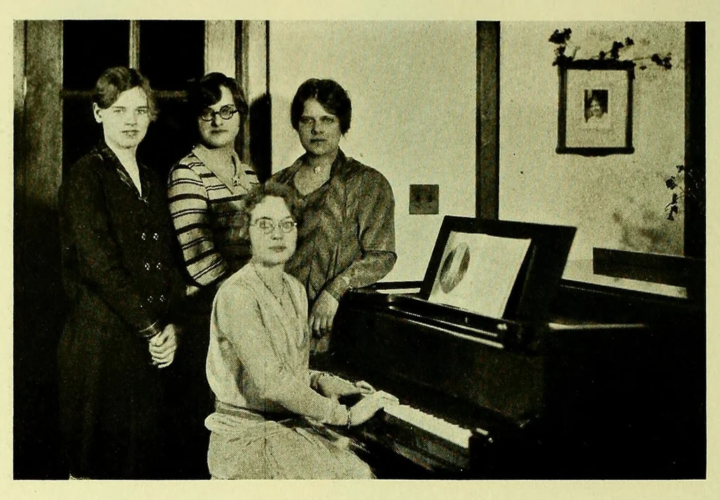 An illustration from The National, 1929, leaf 96