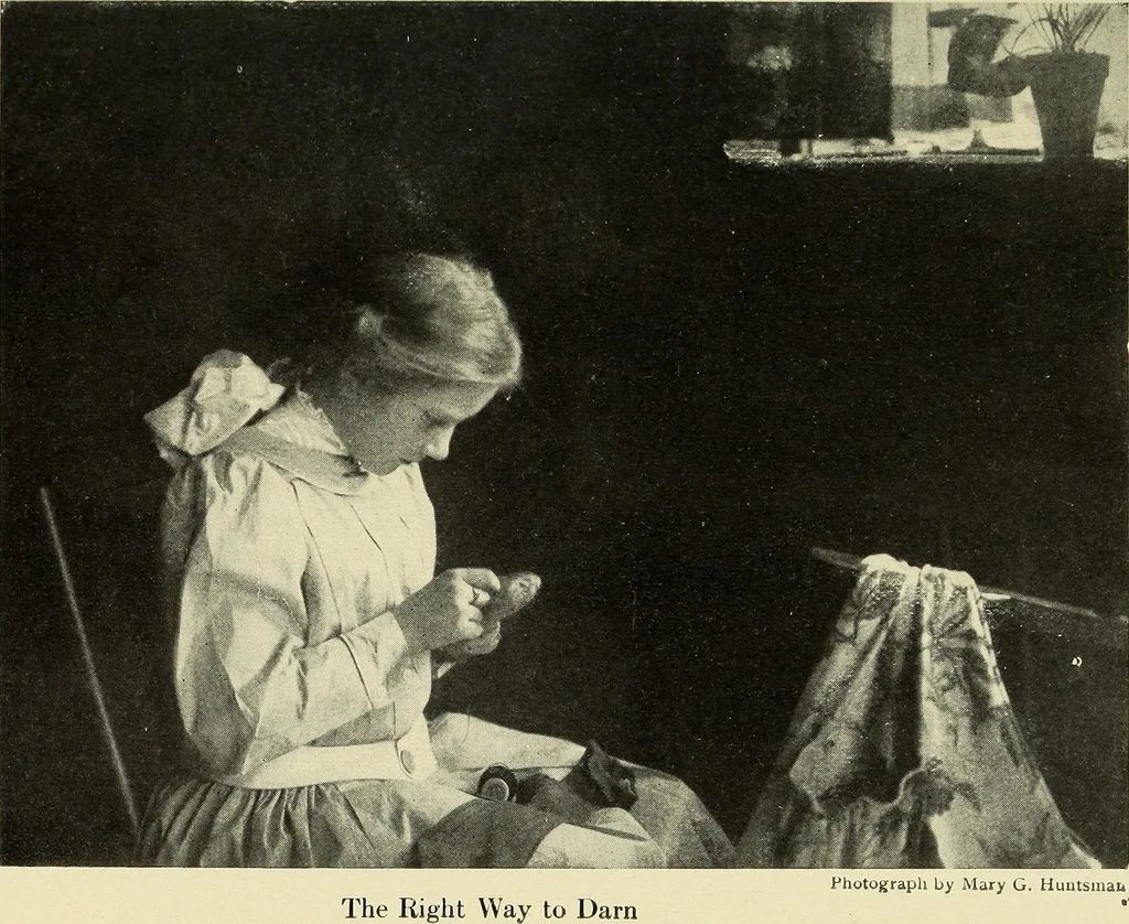 An illustration from Needlecraft, 1911, leaf 34