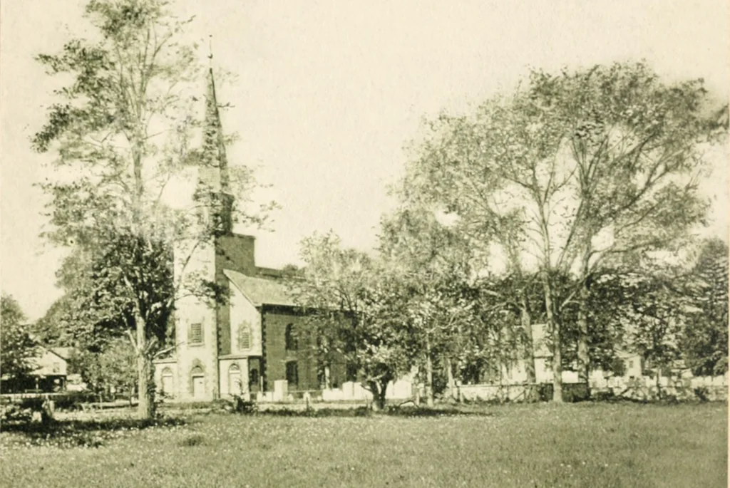 An illustration from The New York and Albany post road from Kings Bridge to "the ferry at Crawlier, over against Albany" : being an account of a jaunt on foot made at sundry convenient times between May and November, nineteen hundred and five, 1905, leaf 68