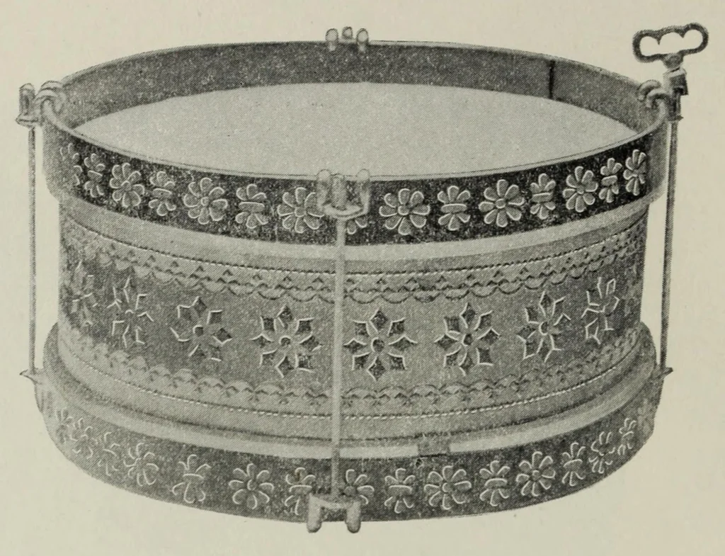An illustration from Noble & Cooley : Toy drums, banjos, tambourines, rolling hoops, etc., 1909, leaf 36