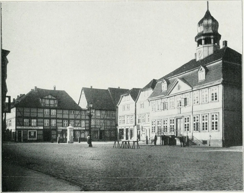 An illustration from Norddeutschland, 1913, leaf 184
