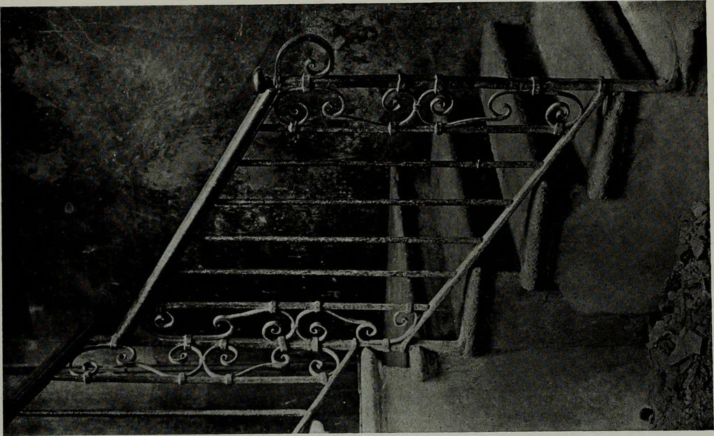 An illustration from Northern Italian details;, 1916, leaf 226