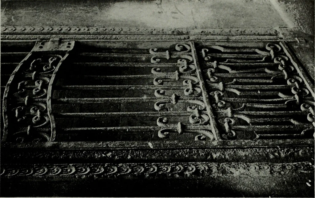 An illustration from Northern Italian details;, 1916, leaf 238