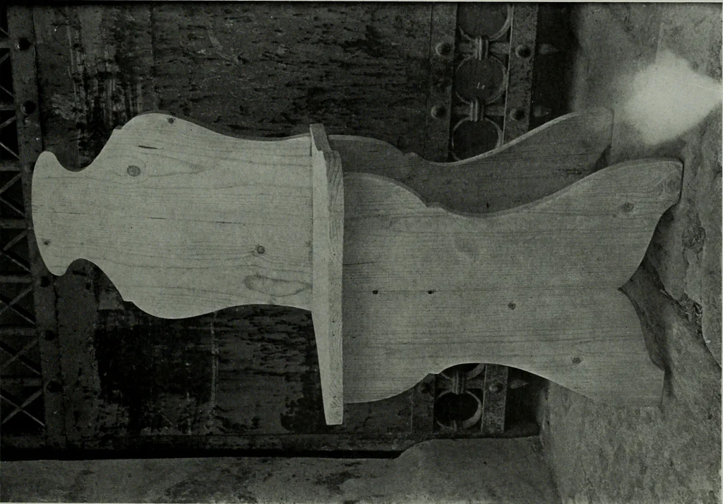 An illustration from Northern Italian details;, 1916, leaf 278