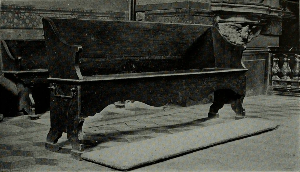 An illustration from Northern Italian details;, 1916, leaf 282