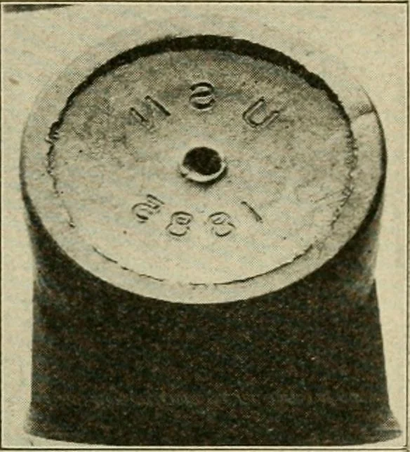 An illustration from Notes on physics, 1914, leaf 108