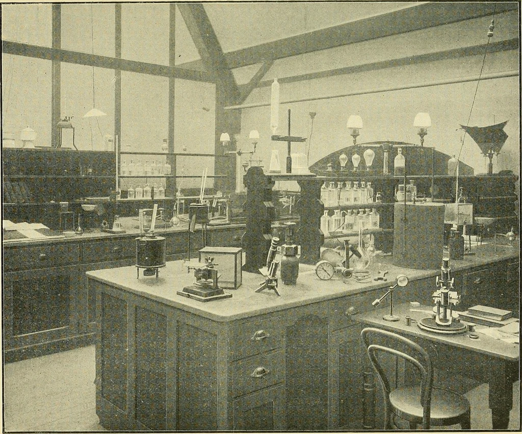 An illustration from Notes on sampling and testing : the handbook of the Manchester Chamber of Commerce Testing House and Laboratory, 1913, leaf 16
