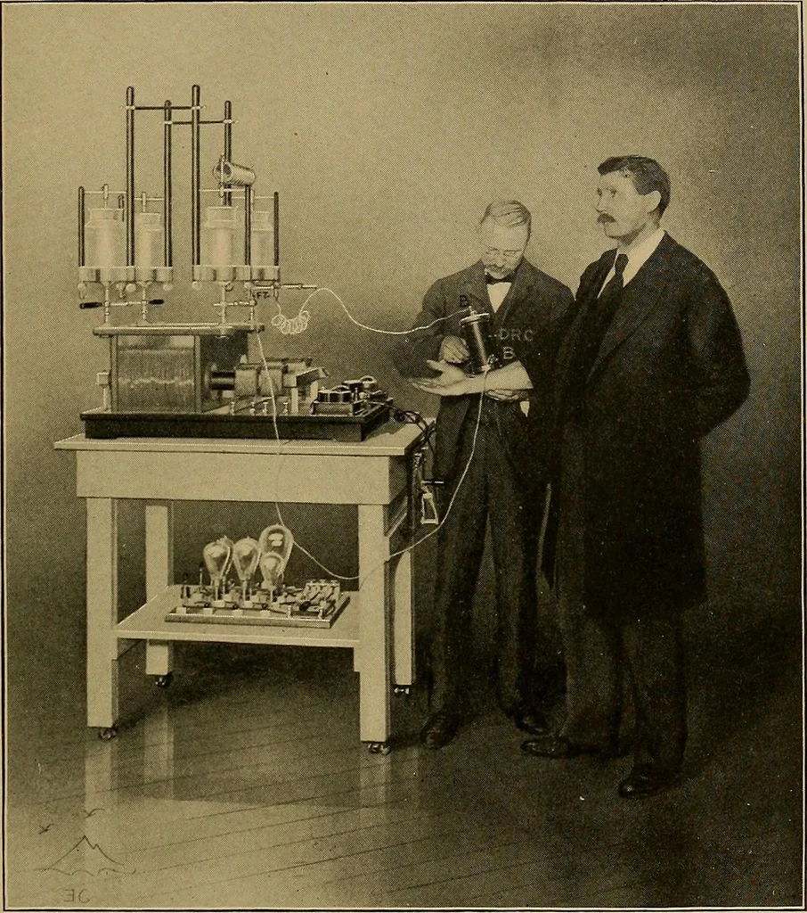 An illustration from Notes on X-light, 1903, leaf 752