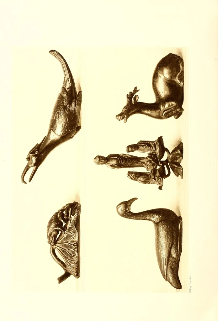 An illustration from Objects d'art et peintures du Japon et de la Chine : provenant de la collection Suminokura de kioto, 1907, leaf 168