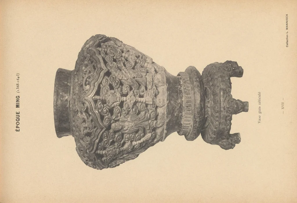 An illustration from Objets d'art Chine : collection L. Wannieck : Paris, mars 1913, 1913, leaf 41