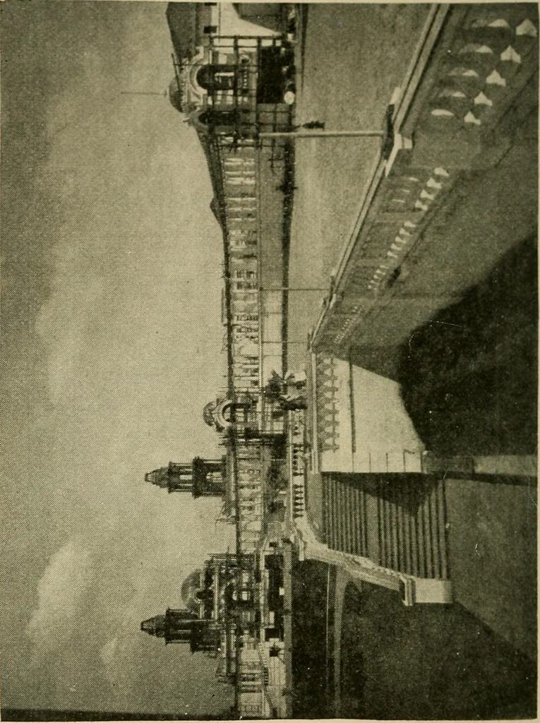 An illustration from Official catalogue of the fine arts exhibit, illustrated, 1898, leaf 11