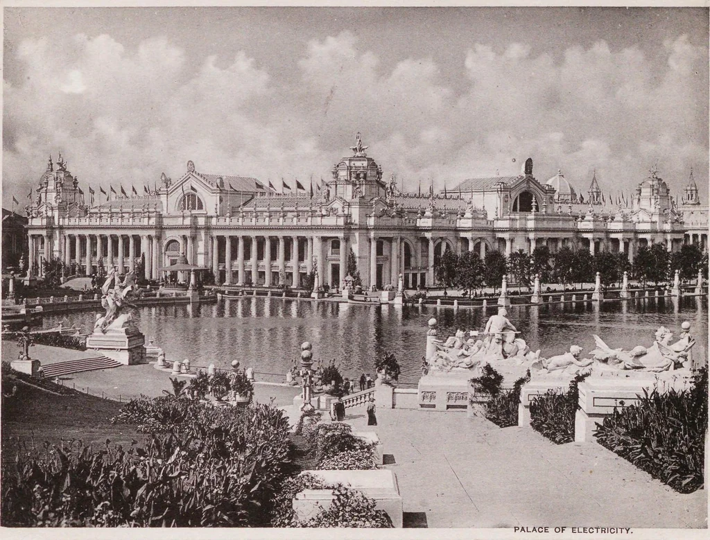 An illustration from Official universal exposition photo-gravures, 1904, leaf 9