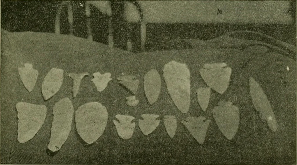 An illustration from Ohio archæological and historical publications, 1887, leaf 262