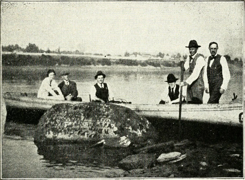 An illustration from Ohio archæological and historical quarterly, 1887, leaf 80