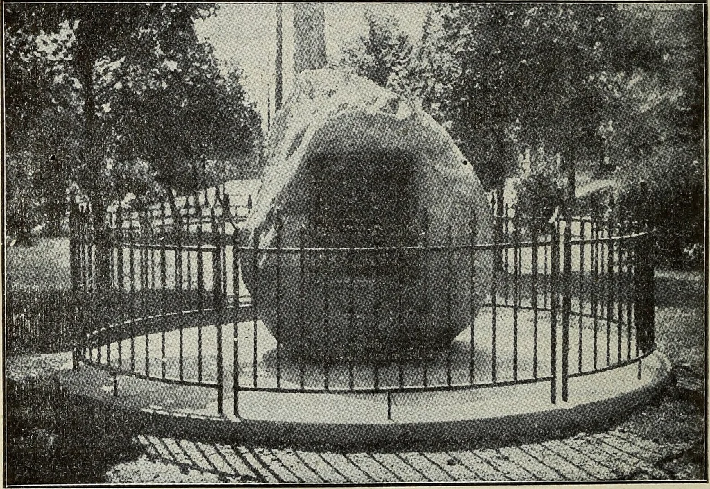 An illustration from Ohio archæological and historical quarterly, 1887, leaf 133